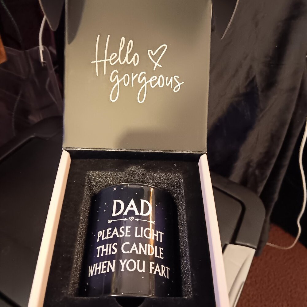 Candle "DAD PLEASE LIGHT THIS CANDLE WHEN YOU FART " NEW IN BOX!
